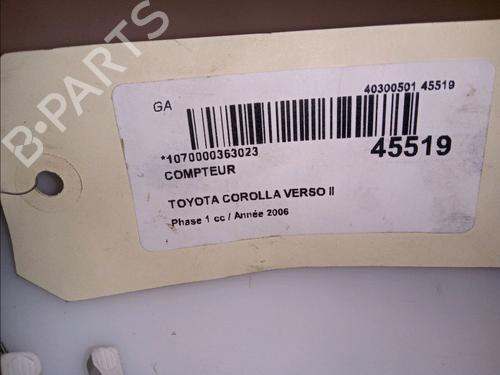 Used Instrument cluster TOYOTA COROLLA Verso (ZER_, ZZE12_, R1_) 2.2 D-4D (AUR10_, AUR10R) (136 hp) 23174847