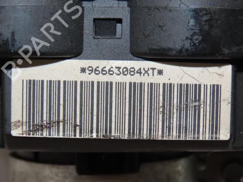 Steering column stalk PEUGEOT 206+ (2L_, 2M_) 1.4 HDi eco 70 | BP29415152I23