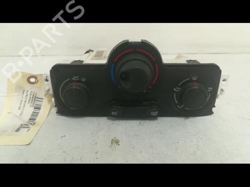 Used Climate control RENAULT SCÉNIC II (JM0/1_) 1.5 dCi (JM1E, JM16) (106 hp) 9607667