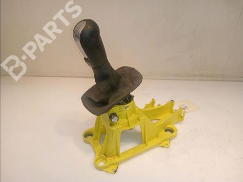 Used Gear lever VOLVO C30 (533) D2 (115 hp) 11099764