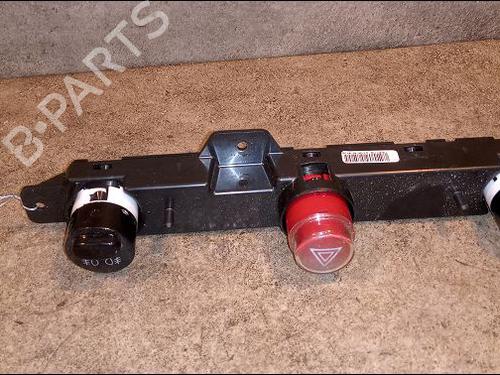 Used Warning switch Warning switch FIAT 500 (312_) 1.2 (312AXA1A) (69 hp) 9638799 9638799