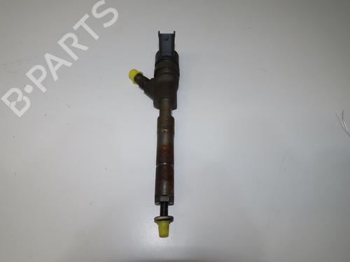 Used Injector Injector TOYOTA YARIS (_P9_) 1.4 D-4D (NLP90_, NLP90R) (90 hp) 32657924 32657924