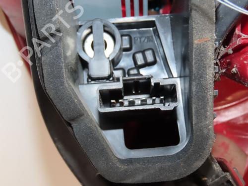 Used Right taillight PEUGEOT 207 (WA_, WC_) 1.6 HDi (90 hp) 28832711