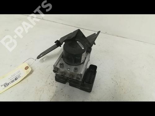 Used ABS pump RENAULT TWINGO II (CN0_) 1.2 16V (CN0K, CN0V, CN0A) (76 hp) 9597955