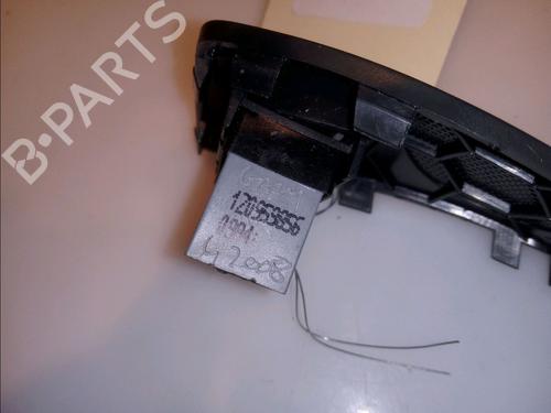 right-rear-window-switch-skoda-yeti-5l-20-tdi-1z0959856reh-2009-2010-2011-2012-2013-2014-2015-2016-2017-12538349 main image