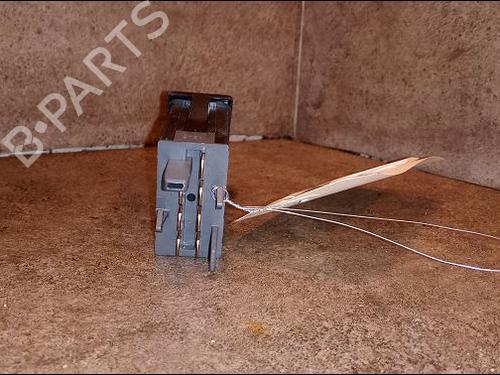 Warning switch VW PASSAT B5.5 (3B3) 1.9 TDI | BP9619431I22 - Image 2