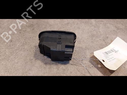Used Left front window switch PEUGEOT 306 Hatchback (7A, 7C, N3, N5) 1.9 D (69 hp) 9610563