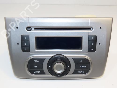 Used Radio ALFA ROMEO MITO (955_) 1.4 MultiAir (955AXL1B) (105 hp) 22441115