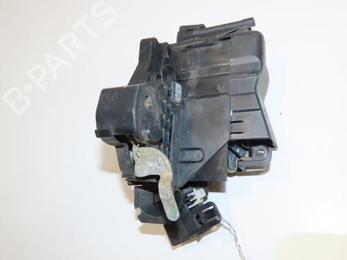 Front left lock MERCEDES-BENZ CLK (C208) CLK 230 Kompressor (208.347) | BP28968838C98 