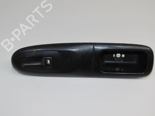 Used Switch Switch PEUGEOT 406 Break (8E/F) 2.0 HDI 90 (90 hp) 33222744 33222744