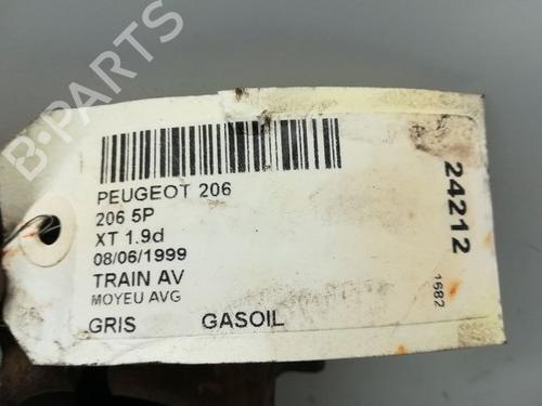 Used Right front steering knuckle PEUGEOT 206 Hatchback (2A/C) 1.9 D (69 hp) 23173286