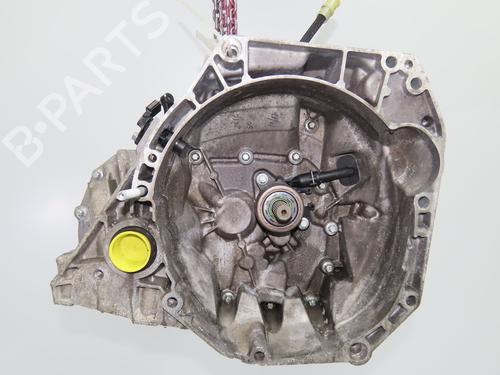 Gearbox DACIA SANDERO II TCe 90 (B8M1, B8MA, B8AC) | BP32200806M3 
