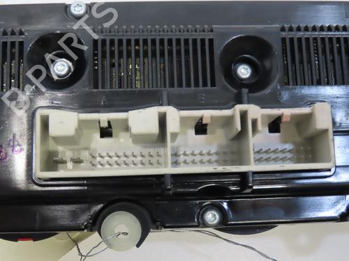 Used Climate control Climate control 28801741 28801741