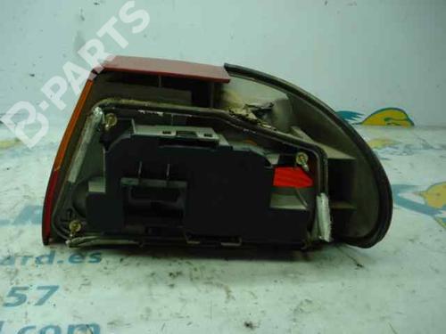 Piloto trasero izquierdo FORD MONDEO I (GBP) 1.8 i 16V (115 hp) 30332