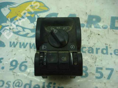 Used Headlight switch OPEL VECTRA B (J96) [1995-2004]  1340193