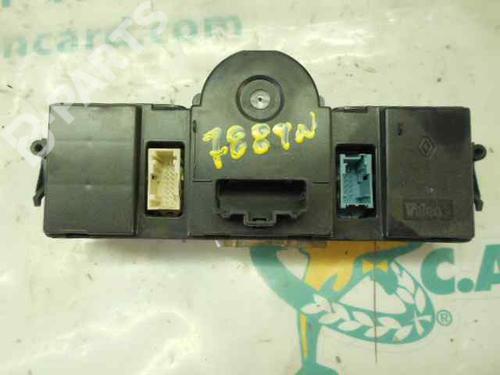 Climate control RENAULT SCÉNIC II (JM0/1_)  | BP601189I5 