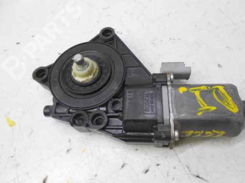 Lève-vitre avant gauche HYUNDAI i30 Estate (FD) 1.4 (109 hp) 824502R000FD | 824502R000FD | 0130822542 | BOSCH |