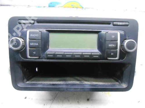 Used Radio VW GOLF V (1K1) [2003-2010]  218960