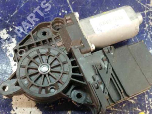 Used Right rear window motor VW GOLF V (1K1) [2003-2010]  833401