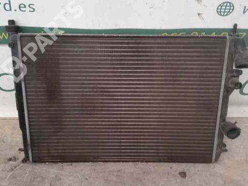 Used Water radiator RENAULT SCÉNIC I MPV (JA0/1_, FA0_) [1999-2010]  124111