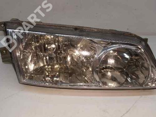 Used Right headlight HYUNDAI H-1 Van (A1) [1997-2008]  147995