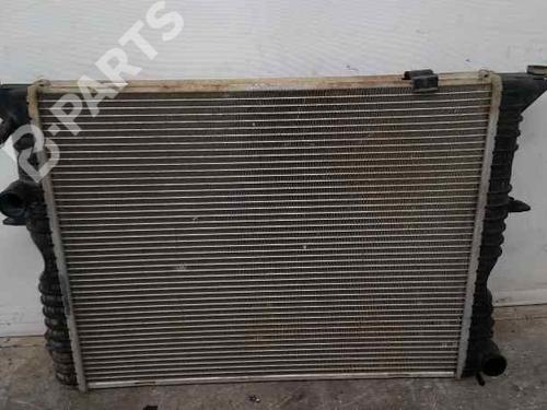 Used Water radiator LAND ROVER DEFENDER Station Wagon (L316) [1990-2016]  604294