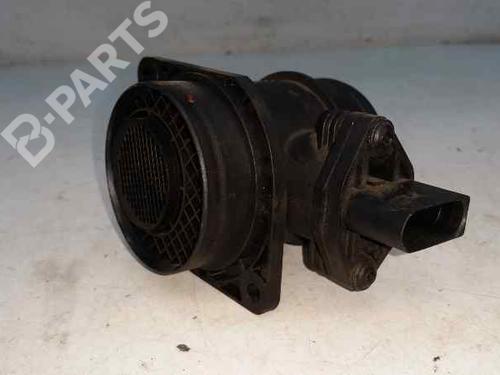 Used Mass air flow sensor SKODA OCTAVIA I (1U2) [1996-2010]  1589518