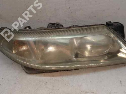 Used Right headlight RENAULT LAGUNA II (BG0/1_) [2001-2007]  318227