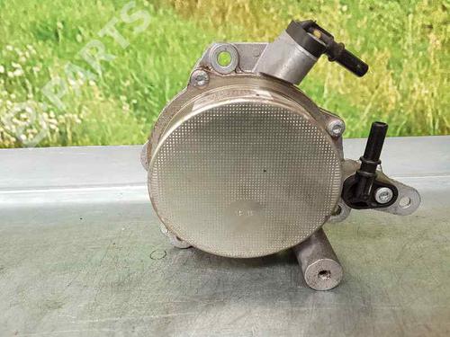 Used Vacuum pump CITROËN C4 I (LC_) 2.0 HDi (136 hp) 1731217