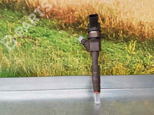 Used Injector RENAULT SCÉNIC II (JM0/1_) 1.9 dCi (JM0G, JM12, JM1G, JM2C) (120 hp) 1657663