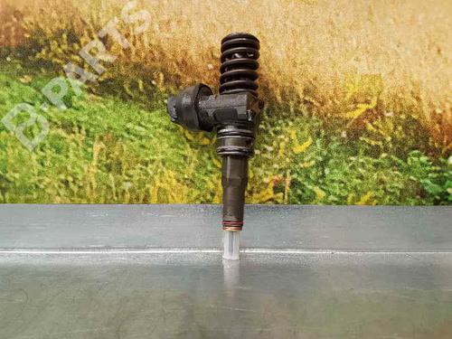 Used Injector VW GOLF V (1K1) 1.9 TDI (105 hp) 1657726