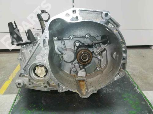 Used Gearbox NISSAN MICRA III (K12) 1.4 16V (88 hp) 871171