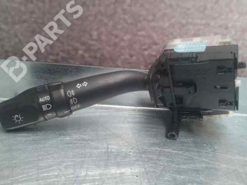 Used Headlight switch TOYOTA AVENSIS Saloon (_T25_) [2003-2008]  1401679