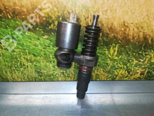 Used Injector LAND ROVER DEFENDER Station Wagon (L316) 2.5 Td5 4x4 (L316) (122 hp) 2586624