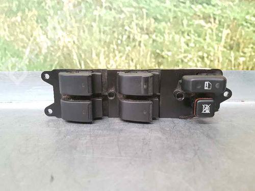 Interrupteur de vitre avant gauche TOYOTA COROLLA (_E12_) 1.6 VVT-i (ZZE121_, ZZE121R) (110 hp) 1547212