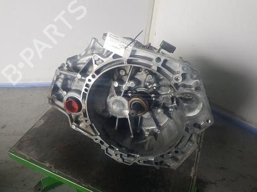 Caixa de velocidades Caixa de velocidades TOYOTA AURIS (_E18_) 1.4 D-4D (NDE180_, NDE180R) (90 hp) 36566899 36566899