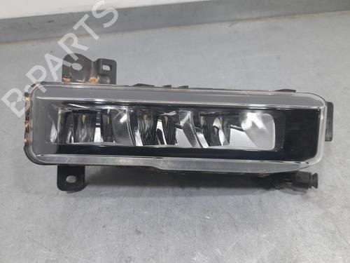 Used Right front fog light BMW 1 (F40) 118 d (150 hp) 30911650
