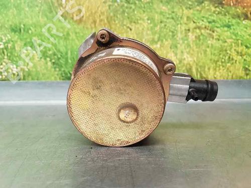 Used Vacuum pump RENAULT SCÉNIC II (JM0/1_) 1.5 dCi (JM02, JM13) (101 hp) 1657887