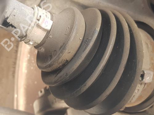 Used Left front driveshaft TOYOTA YARIS (_P13_) [2010-2020]  13510928