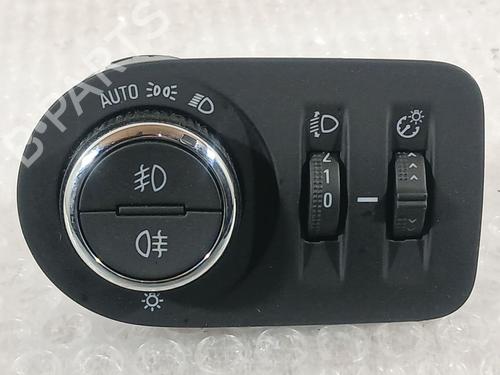 headlight-switch-opel-corsa-f-p2jo-2019-34633153 main image