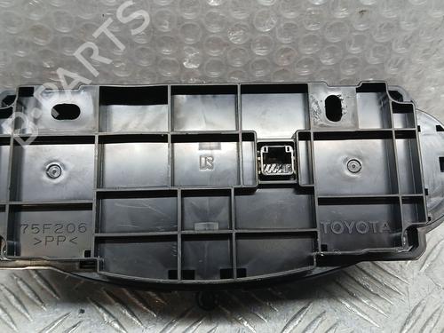Climate control TOYOTA YARIS (_P13_) 1.5 Hybrid (NHP130_, NHP130) | BP26395844I5 