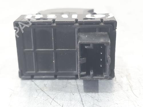 Right front window switch FIAT 500L (351_, 352_) 1.4 (199LYB1B) | BP29852382I26 - Image 3