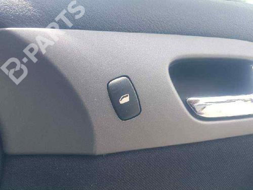 Used Right front window switch Right front window switch PEUGEOT 407 (6D_) 2.0 HDi 135 (6DRHRH, 6DRHRE, 6DRHRG, 6DRHRJ) (136 hp) 7703455 7703455