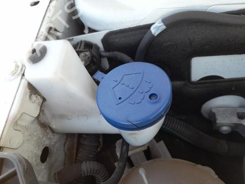 Used Windscreen washer tank PEUGEOT 308 II (LB_, LP_, LW_, LH_, L3_) 2.0 BlueHDi 150 (150 hp) 27480466