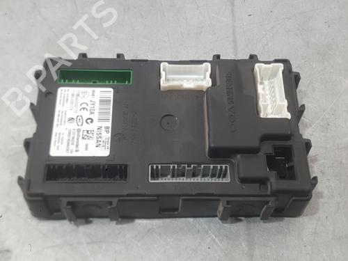 Used Fuse box Fuse box RENAULT KOLEOS I (HY_) 2.0 dCi (HY0K) (150 hp) 39966328 39966328