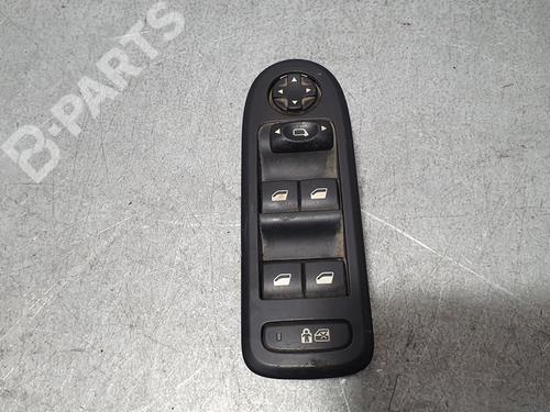 Used Left front window switch Left front window switch PEUGEOT 508 I (8D_) 1.6 HDi (112 hp) 8684911 8684911
