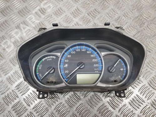 Used Instrument cluster TOYOTA YARIS (_P13_) 1.5 Hybrid (NHP130_, NHP130) (101 hp) 8648328