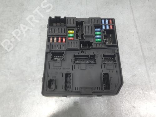 Fuse box RENAULT MEGANE IV Hatchback (B9A/M/N_) 1.2 TCe 130 (B9MR) | BP40012648E1 - Image 2