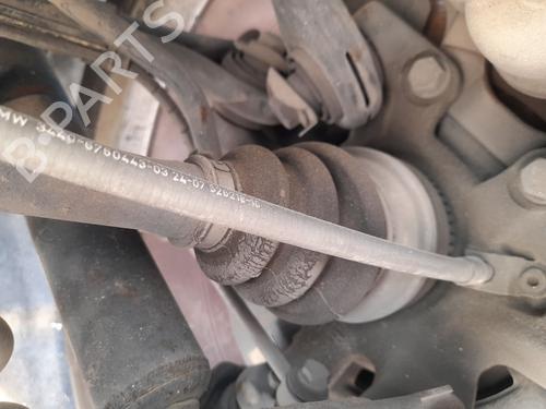 Drivaksel bagtil venstre BMW 1 (E81) 118 d (143 hp) 30570510