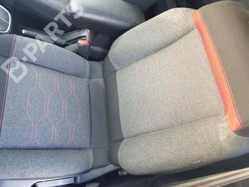 BP10681830C15 main image